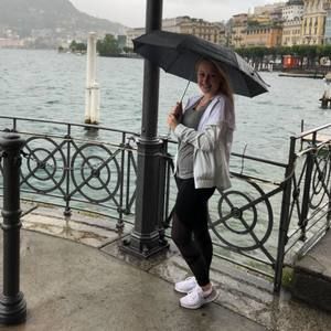 Meet your Posher, Aly